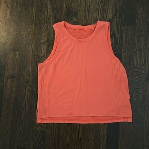 Lululemon loose fitting tank top size 6.